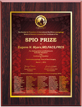 SPIO Prize 記念の盾